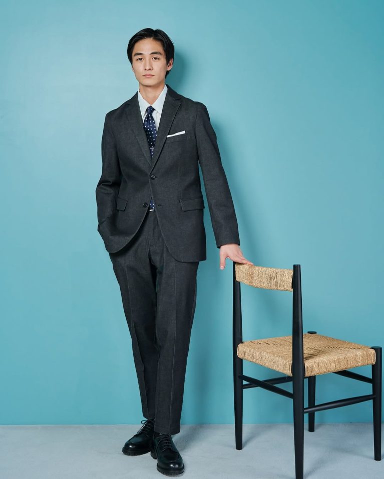 岩本 大樹 | DAIKI IWAMOTO for SHOP TK 2025 spring setup office style