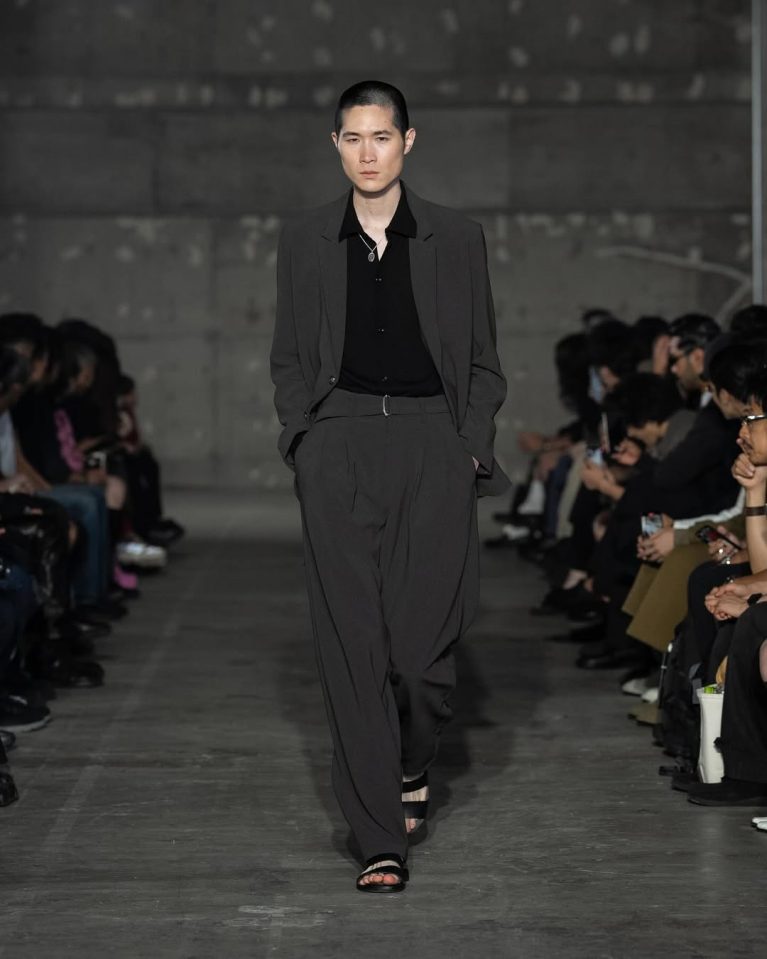 浅原 帝斗 | TEITO ASAHARA for ATTACHMENT SPRING/SUMMER 2026 COLLECTION “Easily”