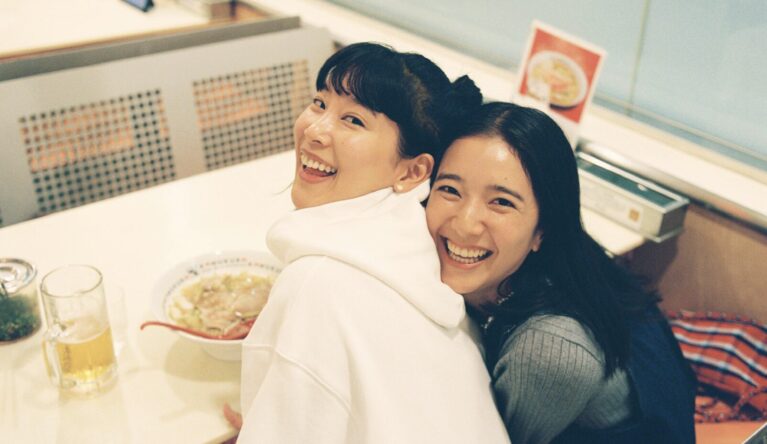 横田美憧・都留詩織 | MITO YOKOTA & SHIORI TSURU for KAMUKURA （どうとんぼり神座）